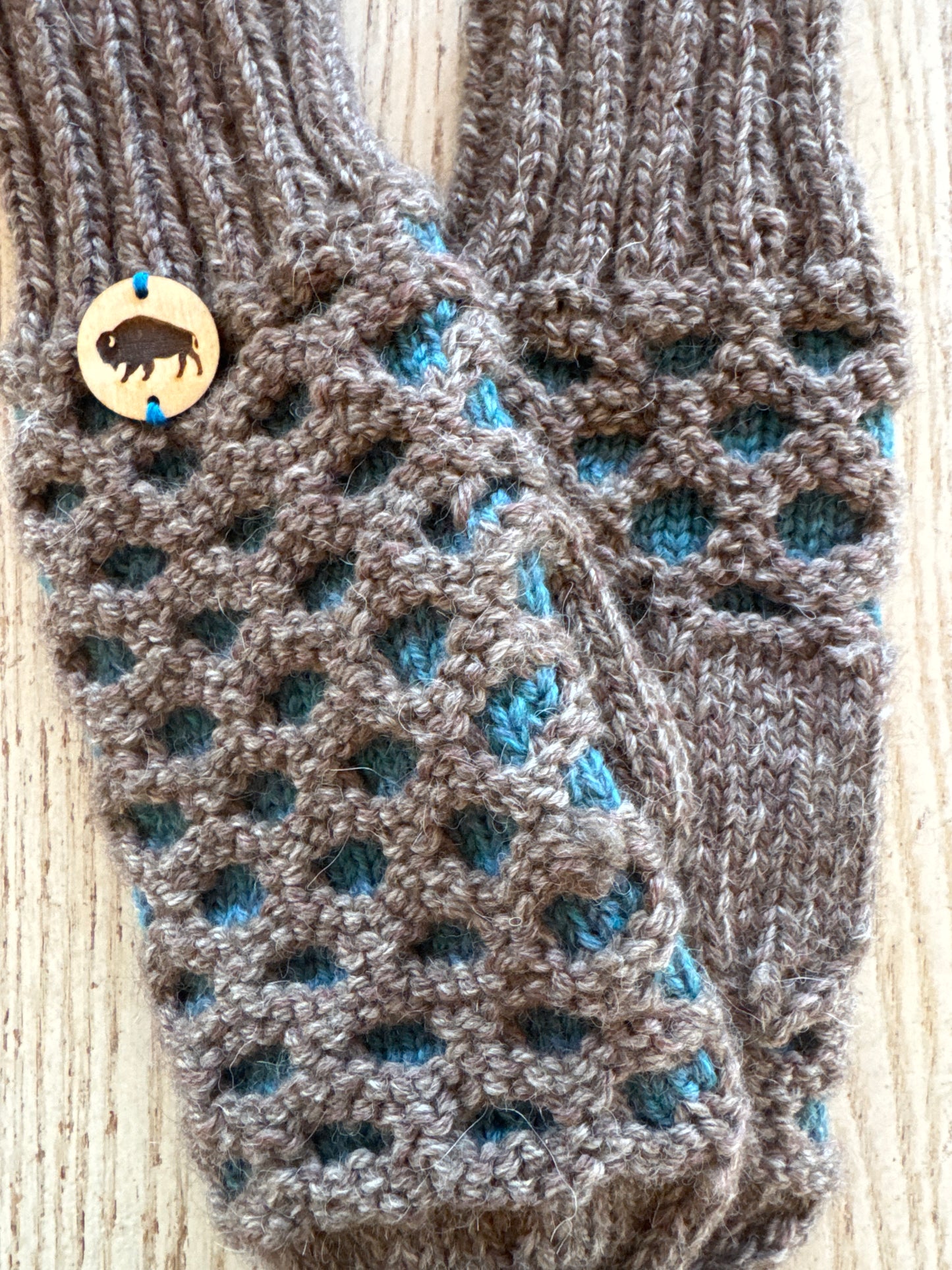 Bison Knitted Mitts