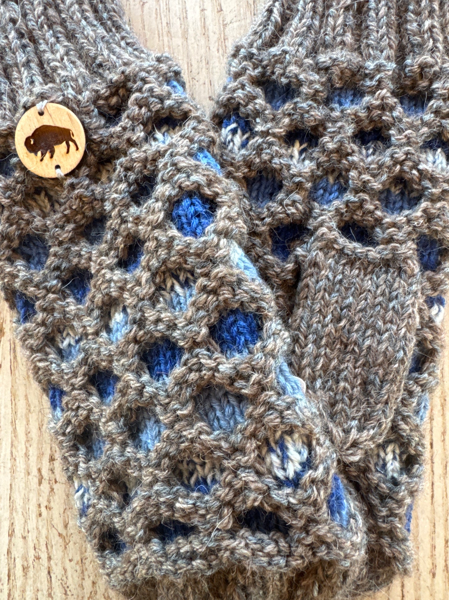 Bison Knitted Mitts